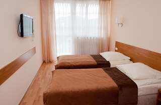 Курортные отели Sanatorium Budowlani Szczawnica Шавница Двухместный номер с 1 кроватью-9